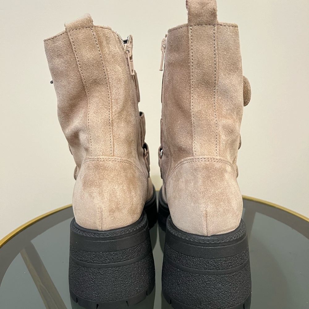 Free People Beige Latte Suede Emmett Lace Up Velcro Strap Up Boots Size 6 - Picture 6 of 10